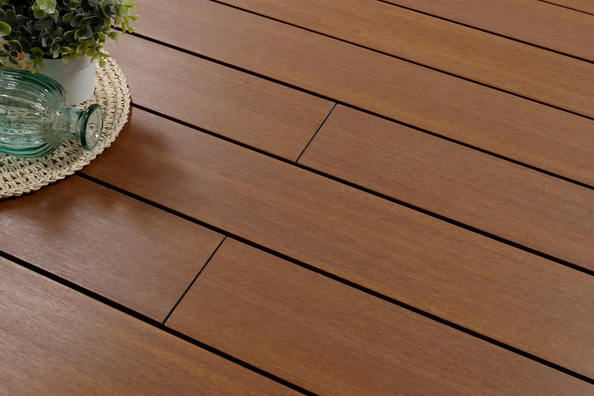 Image d'une terrasse an lame EXOTICS de Fiberdeck 